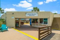 Top of the Gulf 622 - Beach Front Condo Resort - Apartments