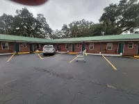 Gandy Motor Lodge Hotels in Perry