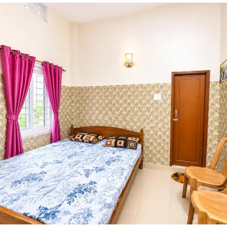 Goroomgo Star Lodge Puri