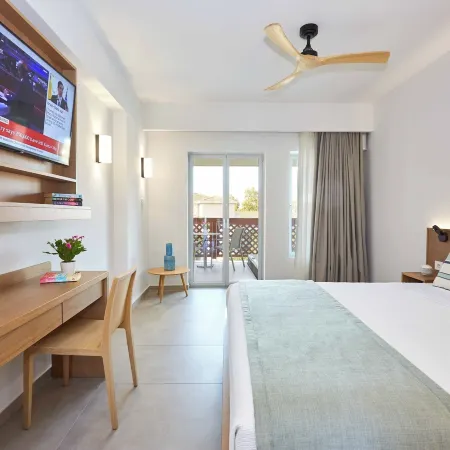 Mystery Skiathos Luxury Residence