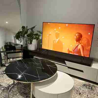 Cosy 2 bedroom Apartment, in Hilton Rooms