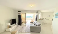 Luxury T3 apartment, Waterfront