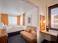 Luna Inn Stuttgart City Các khách sạn gần Trung tâm mua sắm Königspassage