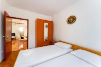 Drazen Charming First Floor Apartment - 4-Star