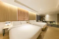 Gimhae The Van Hotel - Wifi