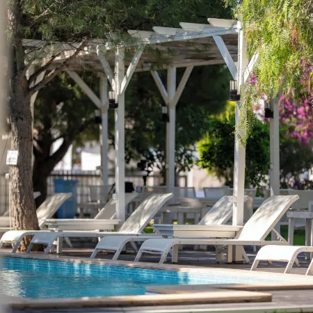 Otel Beyaz İnci