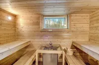 40-acre Brook Park Retreat Near Lakes & Fishing! - Homestays