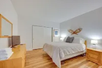 Lincoln Condo w/ Resort Amenities & Mountain Views - Parkplatz