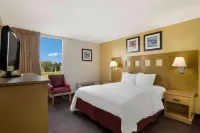 Quality Inn - Pet Friendly