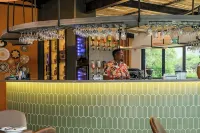 The Kingdom Resort - Quầy bar