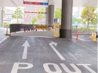 Hotel Brillante Musashino - Parkplatz