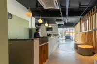 T Hotel SP Pekan Lama - parking
