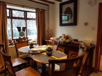 Anand Lodge - Ramah Hewan Peliharaan