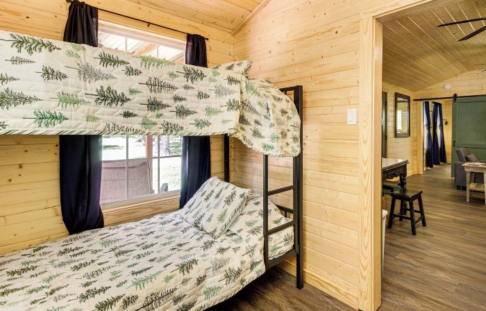Cabin is 2 Miles From Bogue Chitto State Park