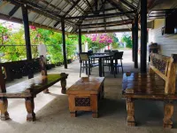 Beach Escape Resort - Hot Springs