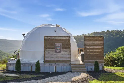 Hot Tub Dome with Epic Ridge Views- Hickory Heights - Boutique