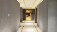Amaris Hotel - parking