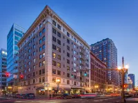 Hotel Lucia Hotels near Morrison Bridge