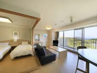 Katsuura Hilltop Hotel & Residence - parcheggio