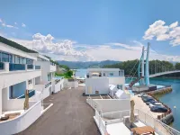 Geoje The Shine Pool Villa Hotels near Maengjongjuk Theme Park