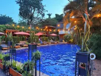 Fairway Hotel & Spa - piscina