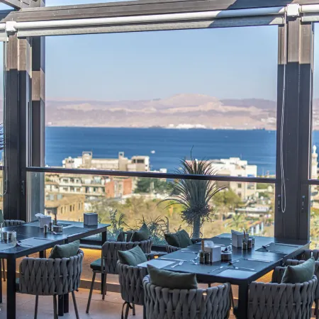 April Hotel