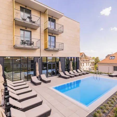 Montello Hotel