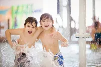 Holiday Inn & Suites Windsor (Ambassador Bridge) by IHG - vasca da bagno