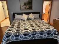 Holly Vacation Rentals - Homestays