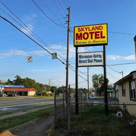Skyland Motel