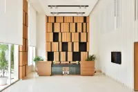 Fairfield by Marriott Indore - Airport Shuttle