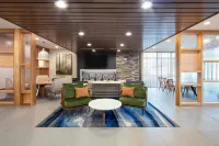 Fairfield Inn & Suites Pensacola Pine Forest - Parking