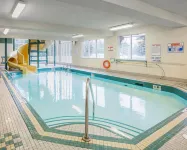 Comfort Inn & Suites University - piscine