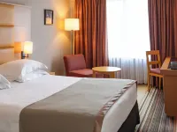 New Hotel Charlemagne Hotels near Cinquantenaire Park