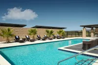 SpringHill Suites โดย Marriott Milpitas Silicon Valley - ที่มีสระว่ายน้ำ