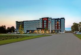 Hampton Inn & Suites by Hilton Belleville