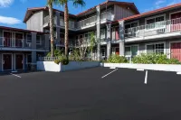 Red Roof Inn Redding - Pet friendly