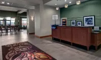 Hampton Inn & Suites Astoria - Pet friendly
