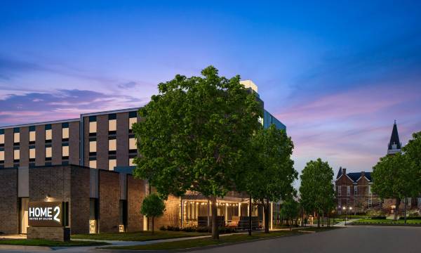 Home2 Suites des Moines at Drake University