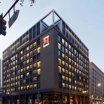 Citizenm Los Angeles Downtown Hotels near Union Station