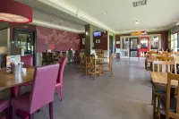 Premier Inn Doncaster Central East - breakfast