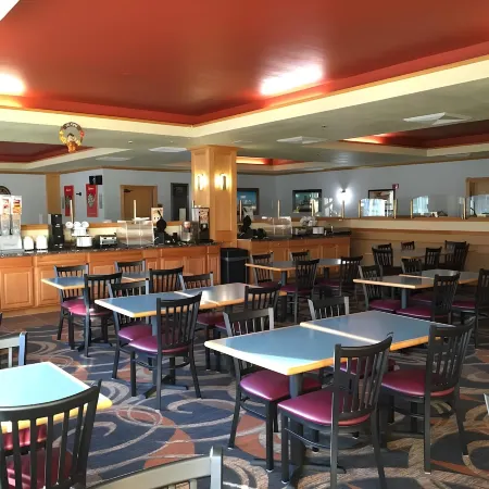 Cabot Inn & Suites