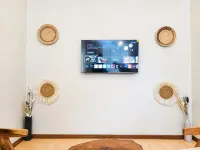 The Valley Retreat - Apartments