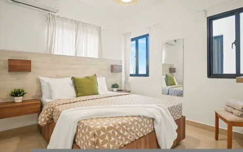 Modern 2BR Pool 5 Min to Coco Bongo Downtown - 3-Star