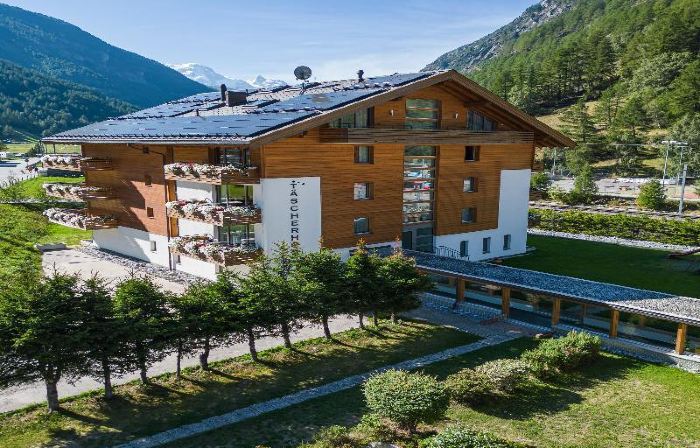 Typically Swiss Hotel Täscherhof