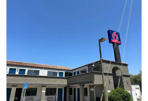 Studio 6 Lake Elsinore, CA - Wifi