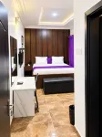 J Gibson Hotel - موقف سيارات