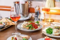 Meon Valley Hotel, Spa & Golf - sarapan