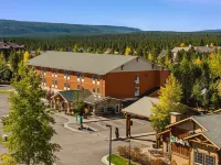 Kelly Inn Yellowstone - parking