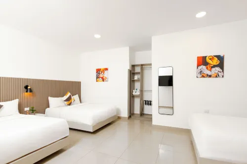 Hotel H4 - parking